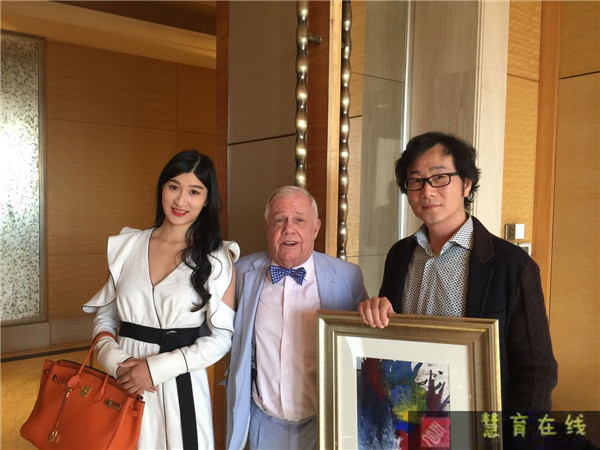 中国抽象派水墨艺术家刘泽……千万美元作品的风波