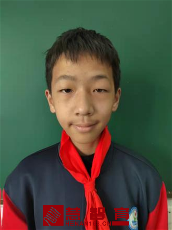 杨嘉昊