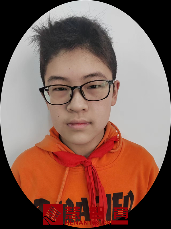 父   爱  正阳县第三小学 六（1）班  李世杰