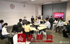 习近平在中国人民大学考察