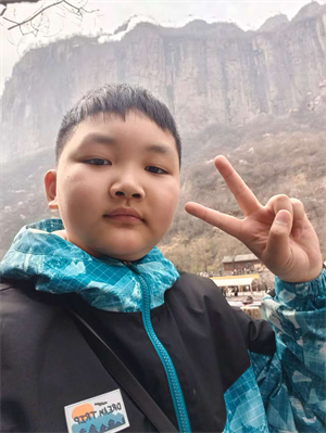 图片1张焱