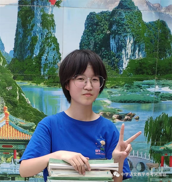未来小作家 | 时馫慧：我眼中最亮的那颗星
