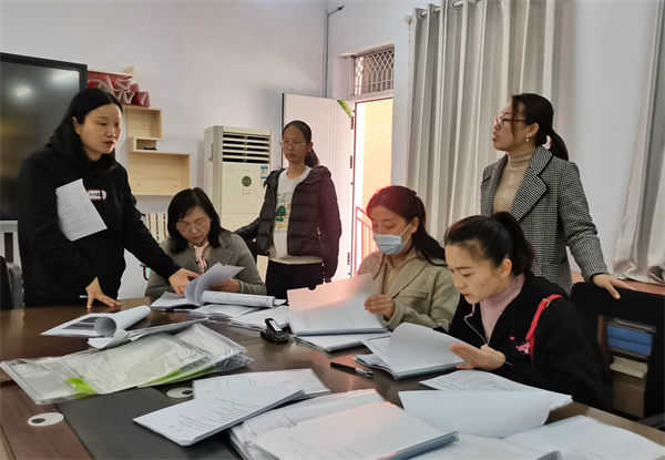 教师专业发展必不可少的四种知识！对照一下，缺什么补什么