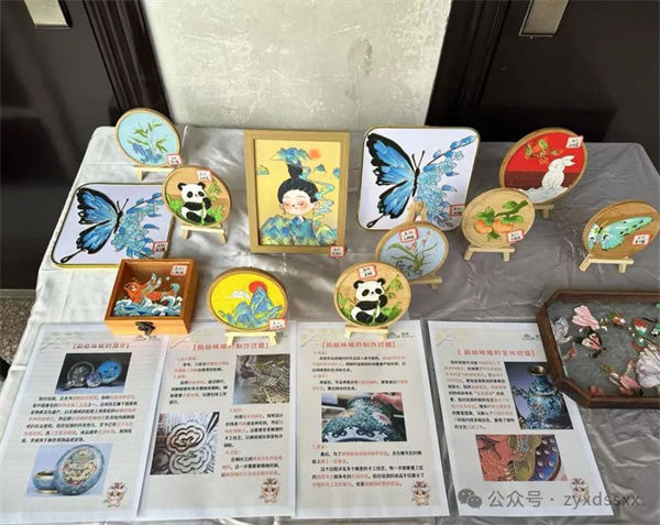 丹青绘梦 艺韵飞扬 ——正阳县第十四小学美术社团作品展