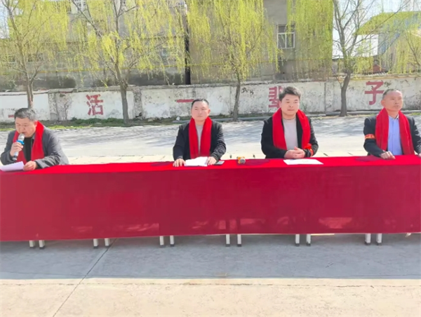 百日逐光，梦想起航—正阳县彭桥乡中心学校举行中招百日