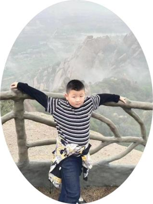 《鲁滨逊漂流记》故事梗概