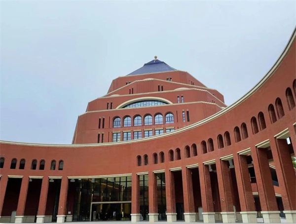 2025 年高考志愿提报：工学报考新趋势分析
