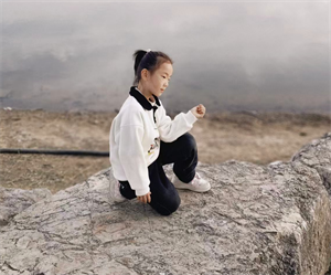 夏夜的星光灯笼店