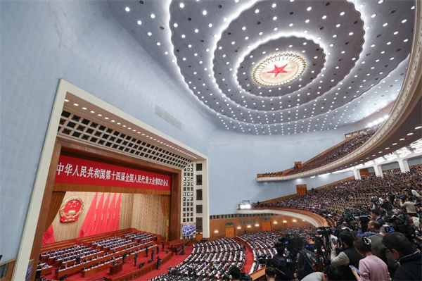 推进教育科技人才发展，推动教育公平与质量提升