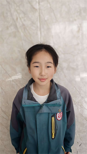 正雨后的小世界