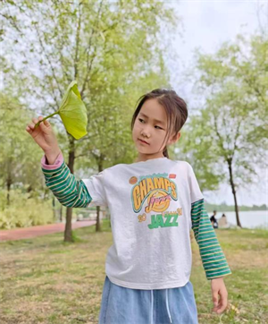 姥姥家的柿子树