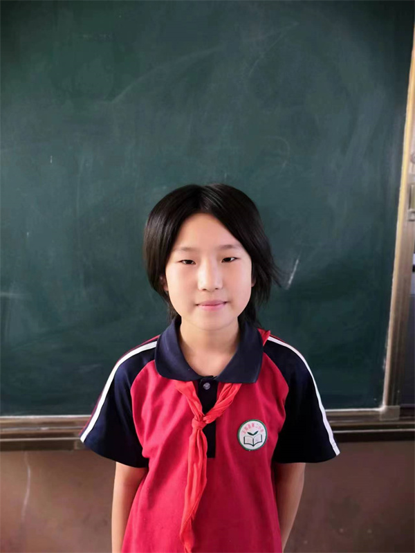 二十年后的家乡正阳县第二小学五二  朱雨晴