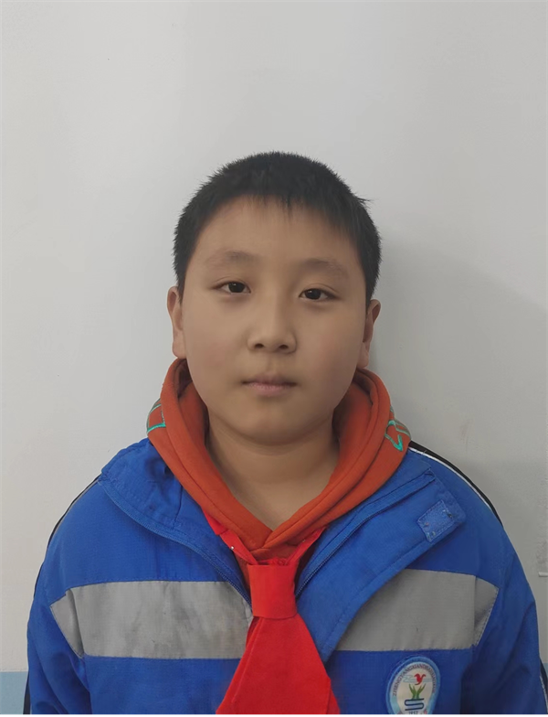 深深的爱正阳县第三小学 五（1）班  潘欣炜