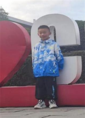 卢思羽 图片1